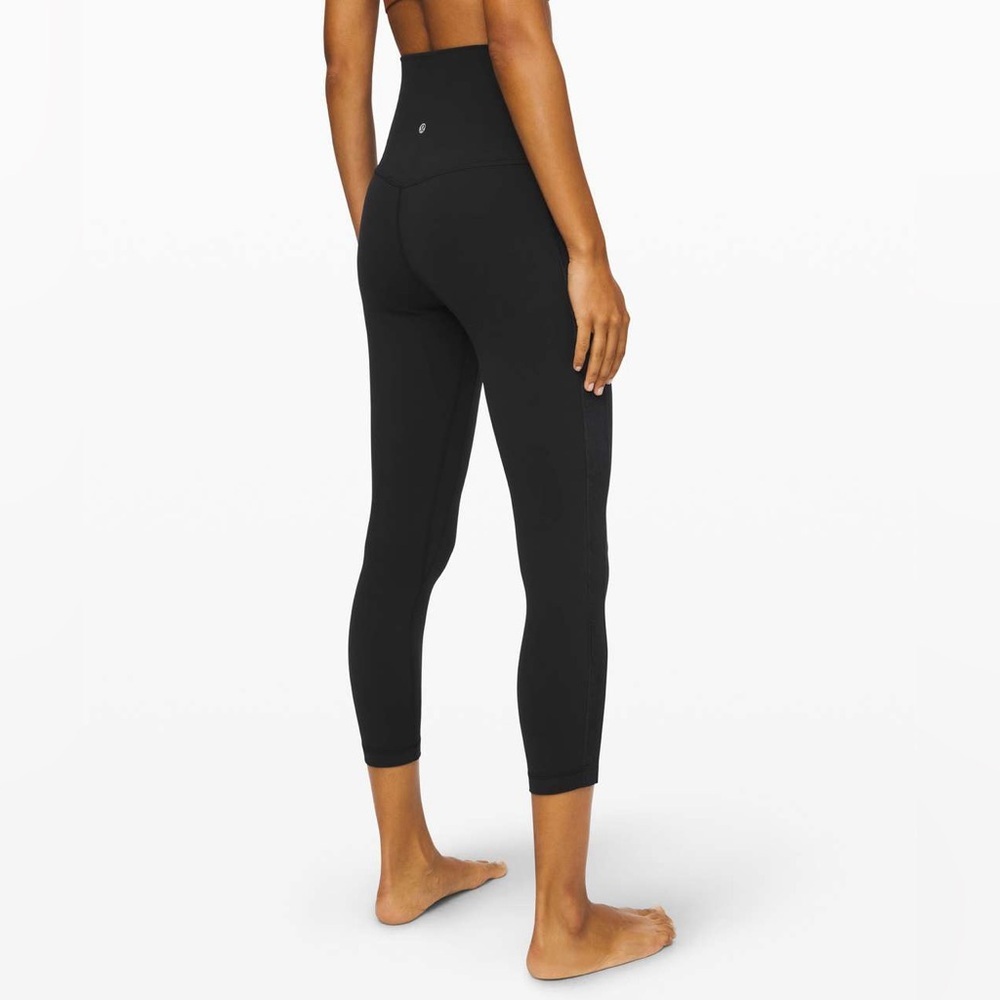 Lululemon Align Super High-Rise Crop *Velvet
Black - Picture 2 of 3